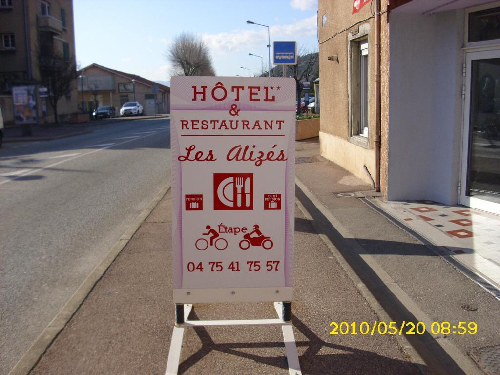 Hotel Restaurant Les Alizes Loriol Le Pouzin Exterior photo